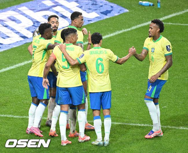 “수중전이 오히려 한국에 독됐다” 호나우두의 브라질 상대로 2-3 잘싸웠던 이천수의 탄식