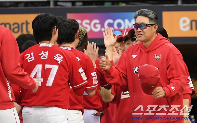 FA 영입하려다 실패 → 지명권+5000만원 투자, 이 거래가 PS 4연패를 끊었다