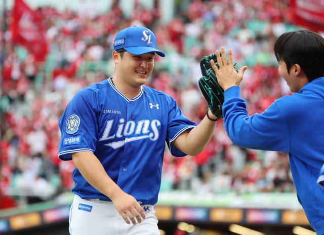 [2025 프로야구 준PO] 삼성 라이온즈, 3차전 선발 원태인…SSG 에이스 앤더슨과 맞대결