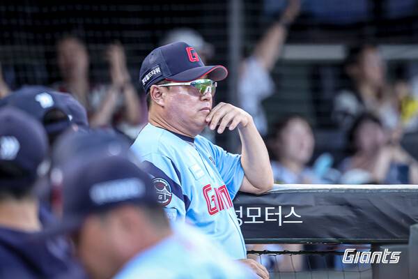 김태형·이승엽 감독도 한 표? KBO 역대 1호 감독상 염경엽 vs 김경문 vs 이숭용 vs 이호준 '4파전' [스춘 이슈분석]