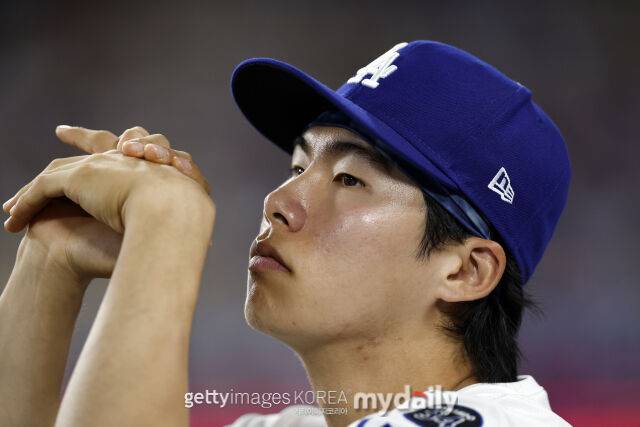 로버츠 결단 내렸다, NLCS서 야수 1명 제외 결정→김혜성은