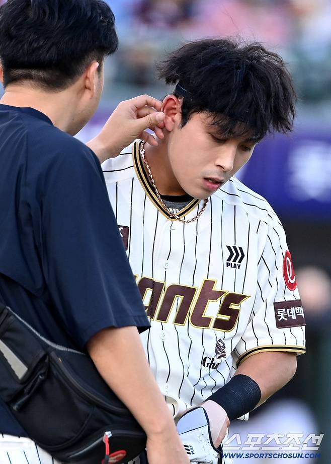 가을야구 탈락보다 더 충격...대표팀에 롯데의 자랑 '윤나고황' 자리 없다, 이게 냉혹한 현실이다