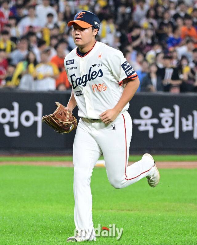 '이러니 국대 승선이지' 한화 특급루키 컨디션 좋구나, 153km KK 이재원-한동희 압도…채은성 한동희 홈런 쳤다 [MD대전]