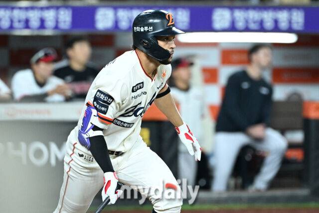 '메가이글스포 17안타 대폭발' 정우주 153km KKK+채은성 솔로포, 상무에 12-6 대승…한동희 투런포, 리베라토 3안타 [MD대전]