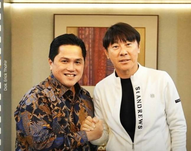 한국인 내쫓은 축구협회장, 대국민 '오피셜' 공식 사과…