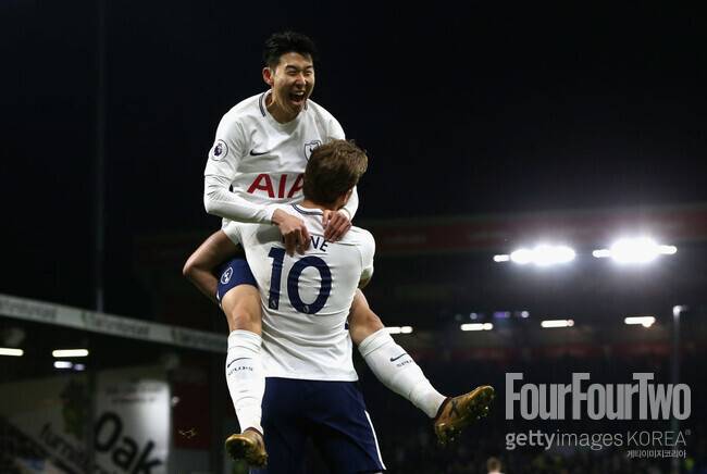 “쏘니 잘 지내지? 물어볼 게 있는데…” 해리 케인의 부탁, 손흥민은 ‘진심 어린 답변’