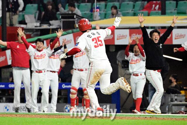 60억 4번 타자가 4연타석 삼진이라니...결국 중심 타선 싸움인데 [유진형의 현장 1mm]