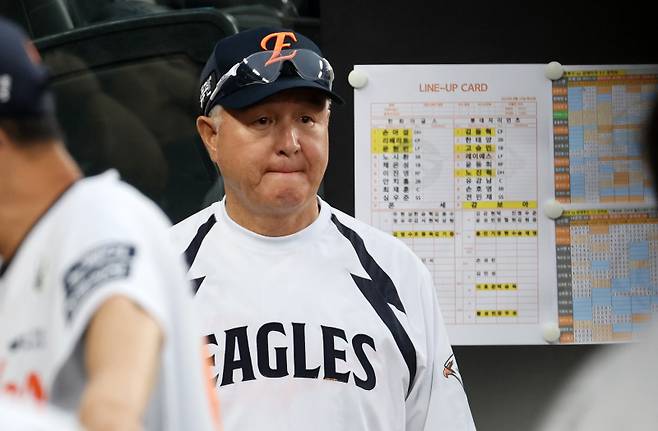 류현진-문동주 출격 준비 중인데 어쩌나, 김경문 감독