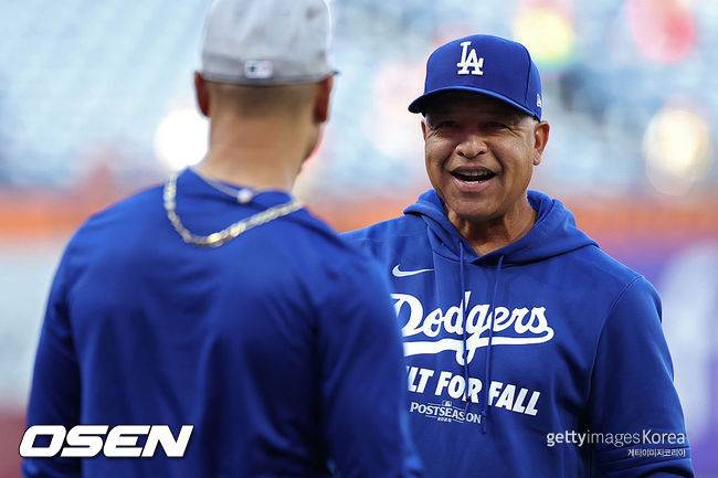 '6G 중 고작 1G' 끝내기 득점 올렸지만…김혜성 NLCS 로스터 탈락 전망, 로버츠 감독