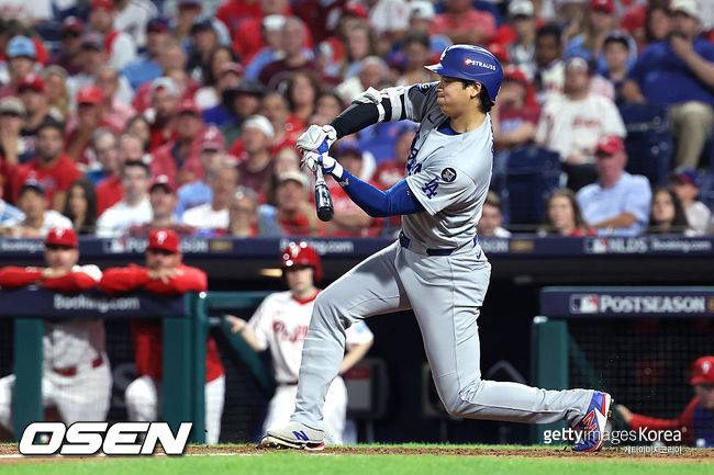 ‘타율 5푼6리’ 오타니, 로버츠의 이례적인 비판 “이대로는 월드시리즈 우승 못 해”, 투타 겸업이 부진 원인?