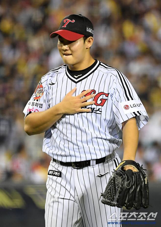 가슴이 웅장해진다. '161㎞ 22세 선발→158㎞ 20세→157㎞ 왼손 19세→156㎞ 19세→161㎞ 21세 마무리' 이 정도면 일본도 놀라겠다[SC포커스]