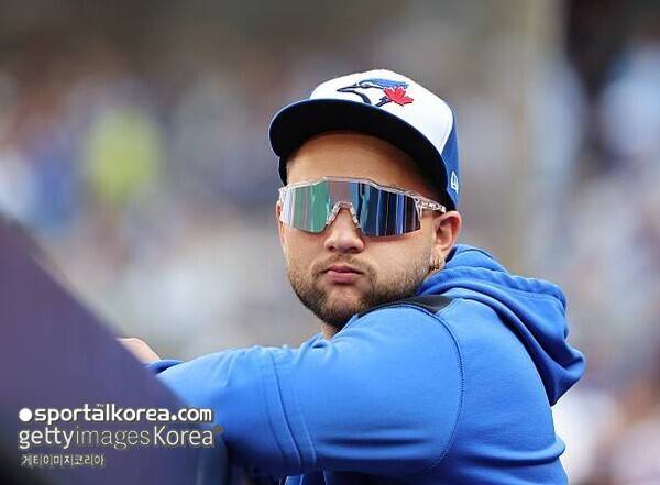 '아뿔싸' 김하성 넘는 '유격수 최대어'가 또 없어졌다…더뎌진 회복, 32년 만의 우승 노리는 토론토는 '울상'