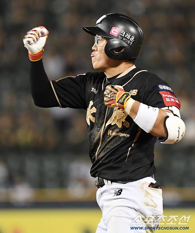 128억 썼는데 '플러스마이너스 0' 한화의 눈물 → 승자는 삼성?…304억 오간 FA 영입 잔혹사, 그래도 '돈쓴' 팀은 가을야구 한다 [SC포커스]