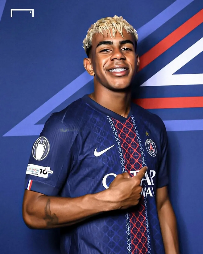 파리 생제르맹 미쳤다, 축구계 뒤흔들 ‘세기의 이적’ 예고…‘역대급 재능’ 야말 영입 위해 천문학적 비용 지불 불사