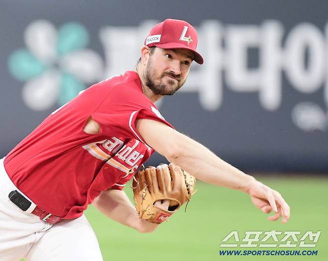 전준우 논란 파고들 삼성, 100% vs 93.8%인데, 1위와 꼴찌라니, 100% 확률 세밀함에서 갈린다[준PO3]