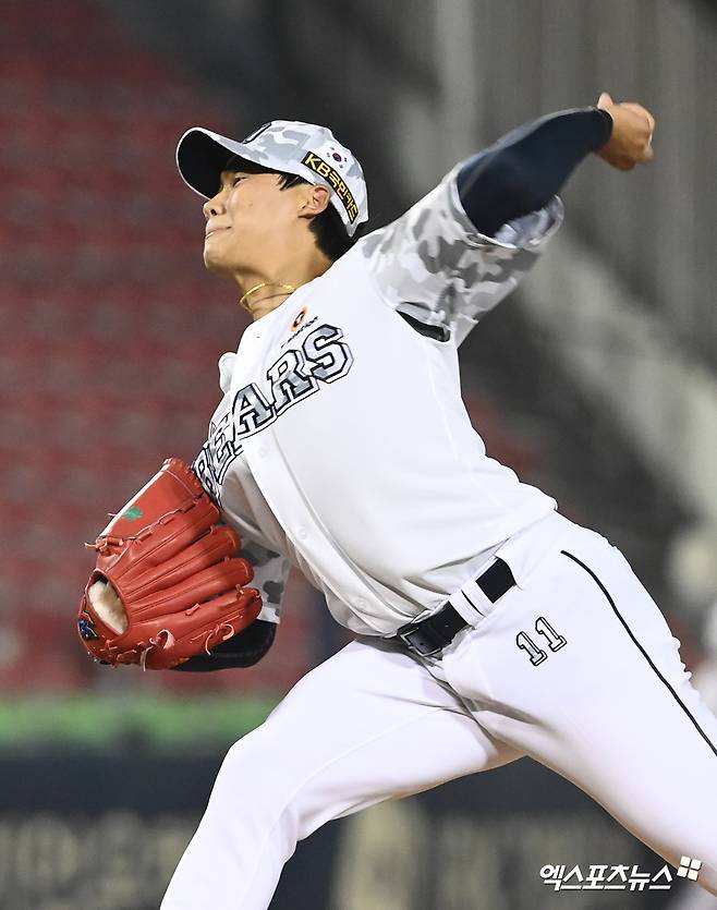 두산, 새 감독 선임 앞두고 11명 '무더기 방출' 칼바람→'SSG·LG 트레이드' 비운의 주인공 새 둥지 찾을까