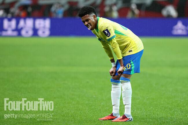 ‘한국에서 비 너무 맞았나’…’한국전 멀티골’ 브라질 07년생 신성, 독감 걸렸다…