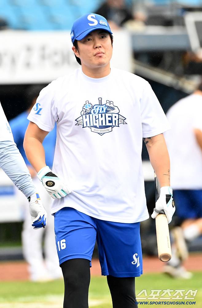 '고의낙구? 실수?' 최고의 뒷수습, 이래서 가을엔 베테랑… 에이스 투구수 줄여준 창조 병살[준PO3]