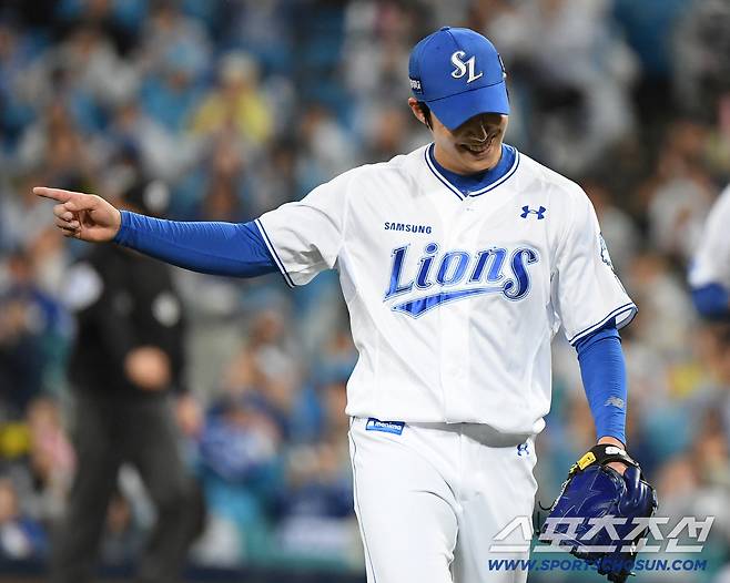 '고의낙구? 실수?' 최고의 뒷수습, 이래서 가을엔 베테랑… 에이스 투구수 줄여준 창조 병살[준PO3]