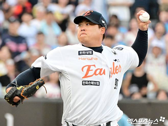 연습경기인데 1만7000석 가득차다니…한화 팬들이