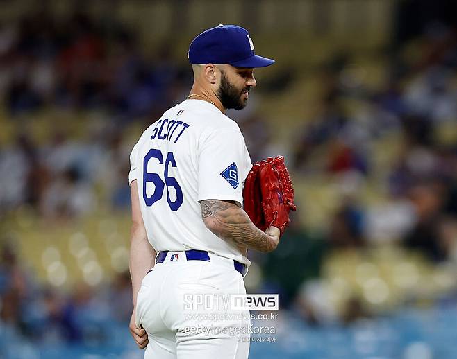 김혜성 비행기만 같이 탄게 아니었다…다저스 1030억 마무리는 탈락, NLCS 26인 로스터 확정