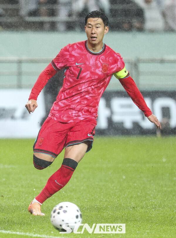 '홍명보호 파라과이와 1-1 무승부' 10월 A매치 무승?