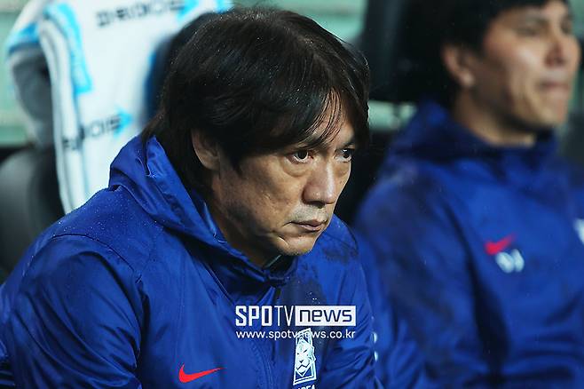 '손흥민만 민망해졌다' 파라과이전 '3만 석 이상' 미판매...최다 출전 기념식에도 불구, 티켓 절반가량 안 팔렸다