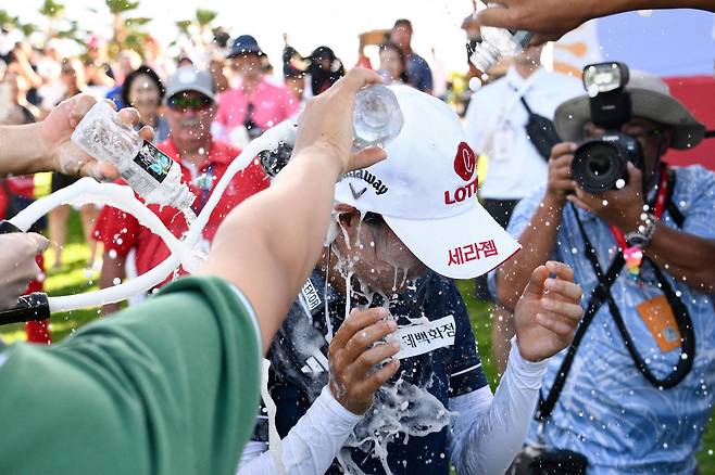 LPGA 우승 경쟁을 롯데 선수가? 사상 초유의 쾌거 'K골프의 재도약' 향한 신동빈 회장의 진심