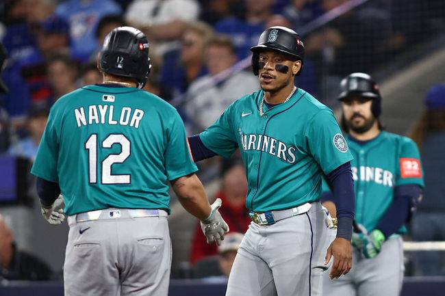 '또 이겼다' 창단 첫 WS 바라보는 시애틀, 토론토 원정서 2승…'홈런 3방' 화력 폭발 [ALCS2]