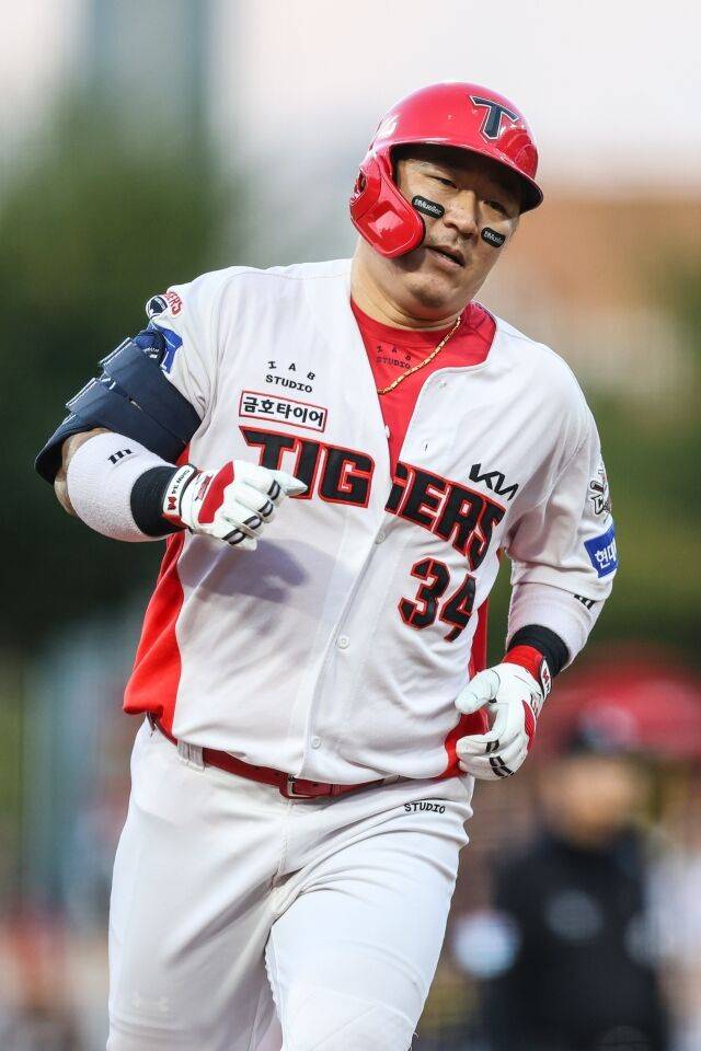 KIA는 최형우에게 169억원을 투자했는데 아직도 부족하다…42세 타격장인의 세 번째 FA, 얼마면 되나