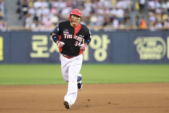 KIA는 최형우에게 169억원을 투자했는데 아직도 부족하다…42세 타격장인의 세 번째 FA, 얼마면 되나