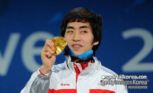 '이럴 수가' 韓 빙속 전설, 끝내 국가대표 탈락 속 마지막 인사…이승훈,