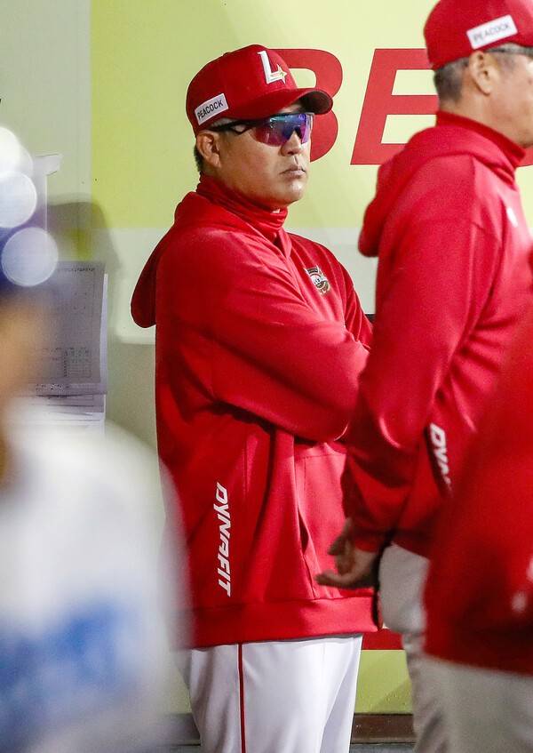 '초특급 불펜' 있으면 뭐 하나, 타선이 점수를 못 내는데…'평균 3득점' SSG의 빈공, 벼랑 끝에서 달라질까