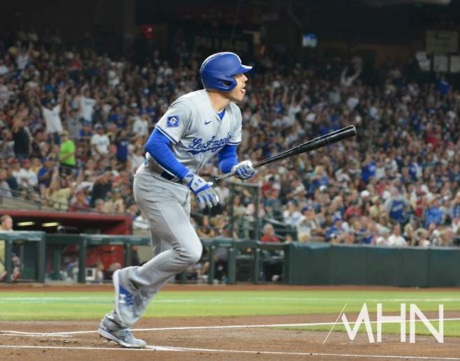 김혜성 뺀 다저스, 밀워키 상대로 NLCS 1차전 승리…정규시즌 6전 전패 '한; 풀었다