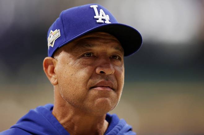 '벤치 설움' 김혜성 마음 로버츠가 잘 안다, 21년전 대주자 전문 요원이었지만...[스조산책 MLB]