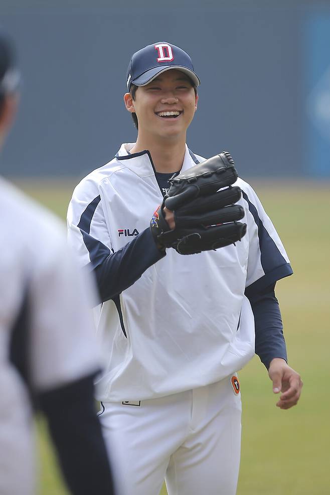 결국 116억 FA만 살아남았다…LG-두산 대형 트레이드 기대주 2명은 방출엔딩