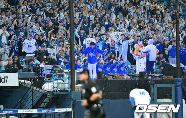 ‘표 구하기가 하늘의 별따기’ 삼성-SSG 4차전, 2만3680석 매진…PS 27G 연속 매진 [준PO4]