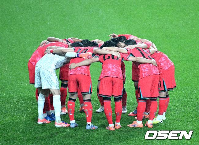 '손흥민·김민재·황인범' 빼고 다 바꿨다! '플랜B 스리백 유력' 홍명보호, 선발 8명 교체...파라과이전 명단 발표[오!쎈 서울]