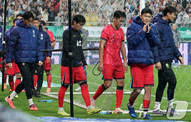 홍명보호 파라과이전 흥행 참패…6만석 중 4만석 넘게 텅텅