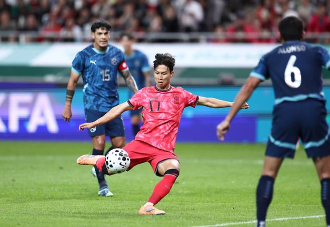 홍명보호, 파라과이 대형 실수→15분 만에 엄지성 선제골…1-0 리드 쥐었다 [IS 상암]