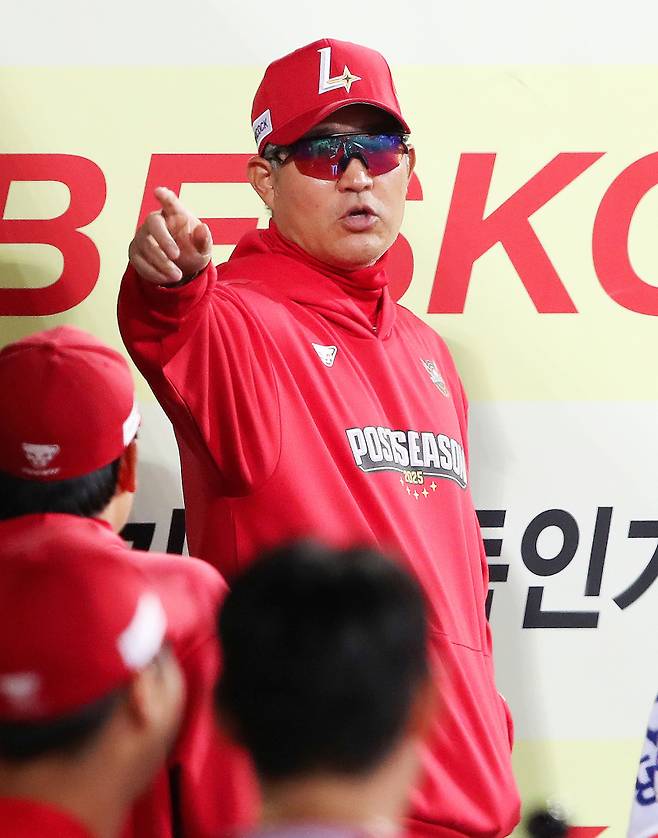 '충격의 시리즈 업셋' 이숭용 SSG 감독