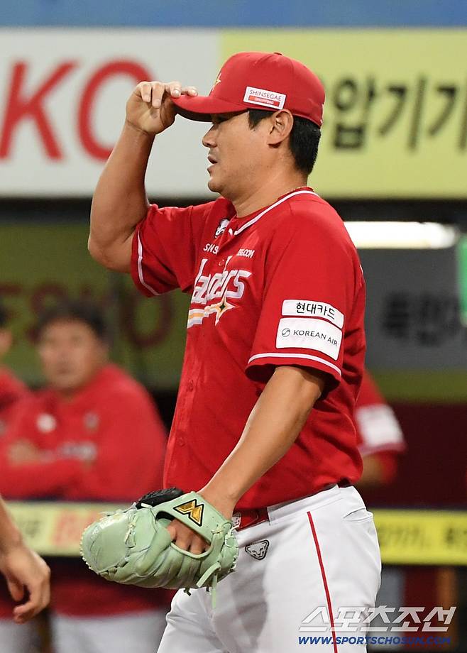 노경은, 이로운 모두 이상 신호를 보냈다...선배 감독들은 얘기했다 '단기전은, 절대 뒤를 계산하지 말라고'