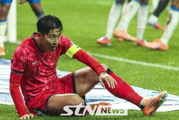 '손흥민 총 맞은 것 같다' 한국 폭격 후 일본 안방에서 굴욕 패배...안첼로티 감독,