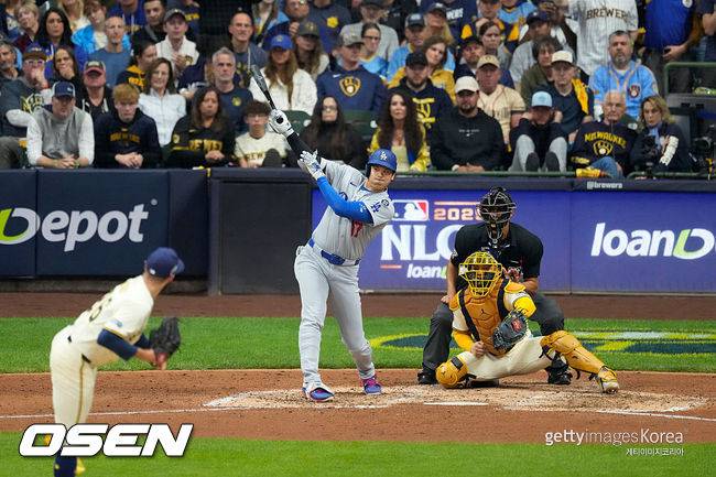 '야마모토 1실점 완투& 오타니 4G 만에 적시타' 다저스, 2차전도 잡았다 [NLCS2]