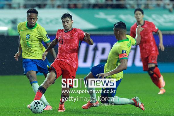 [SPO 현장] '분데스리가 주전'도 어려운 것이 홍명보호 주전 경쟁...'韓 최초 혼혈 국가대표' 카스트로프, 안심할 수 없다
