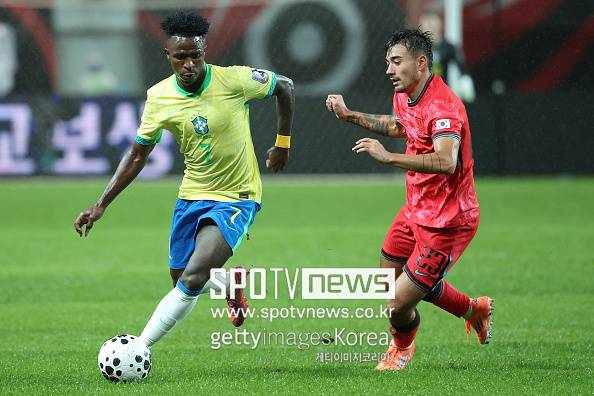 [SPO 현장] '분데스리가 주전'도 어려운 것이 홍명보호 주전 경쟁...'韓 최초 혼혈 국가대표' 카스트로프, 안심할 수 없다