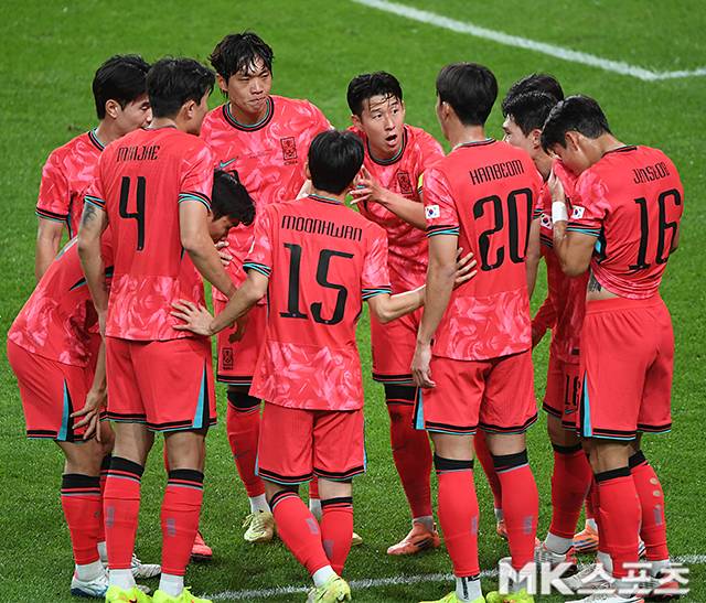 韓은 파라과이, 日은 브라질 잡았는데 中은 태국에 최악 졸전…“슈팅 18개→0골, U23 亞컵도 쉽지 않다”