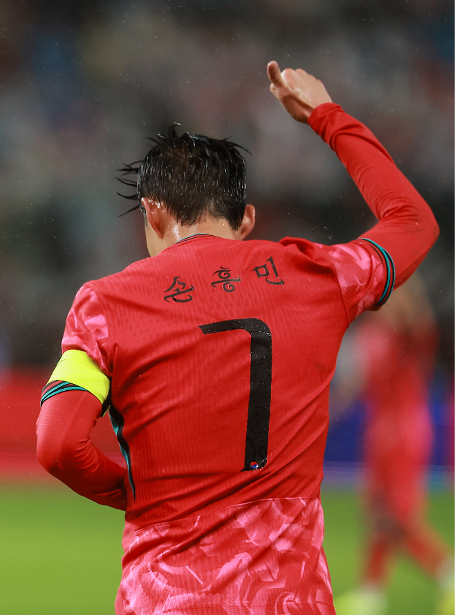 LAFC에서 풀타임, 대표팀에서 45분 출전…반쪽 기용에도 손흥민 “홍명보 감독님이 배려해 주신 거 같아요” [MK현장]