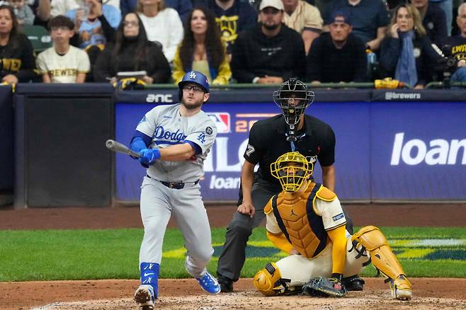 10월 다저스 선수의 특권인가, PS 통산 14호 홈런…구단 역사 바꿨다