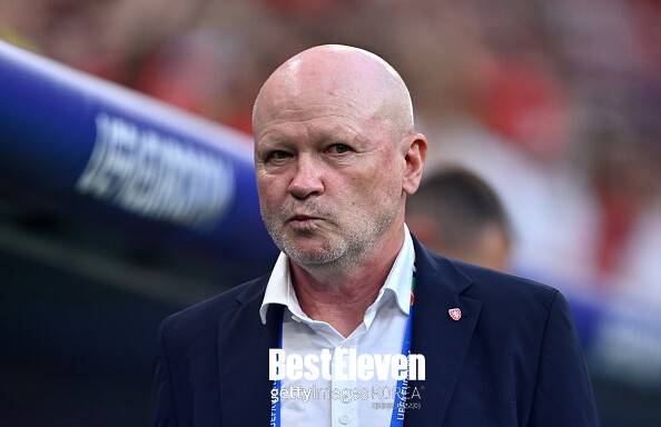 강화도 인구도 안 되는 나라에 패한 대가는 혹독했다... 한때 FIFA랭킹 2위 국가, 결국 '월드컵 8강' 감독 경질